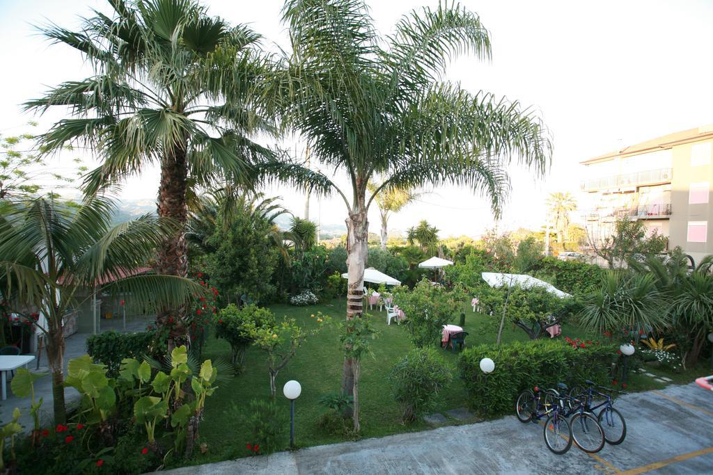 Villa Delle Vacanze 퓨메프레도 디 시실리아 외부 사진