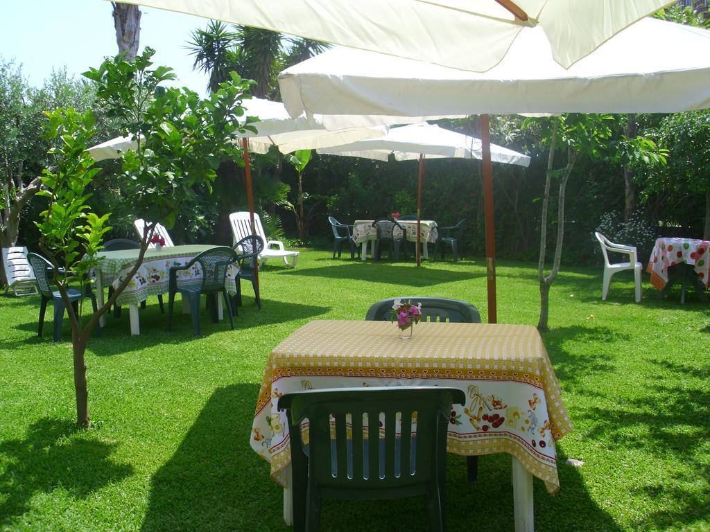 Villa Delle Vacanze 퓨메프레도 디 시실리아 외부 사진