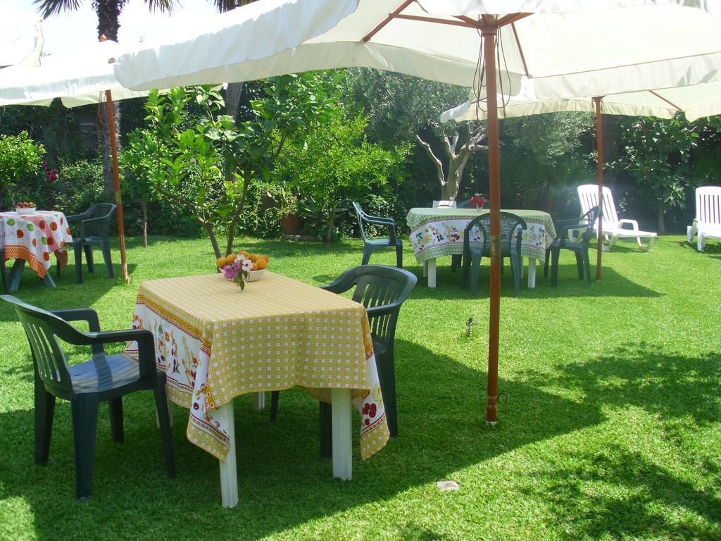 Villa Delle Vacanze 퓨메프레도 디 시실리아 외부 사진