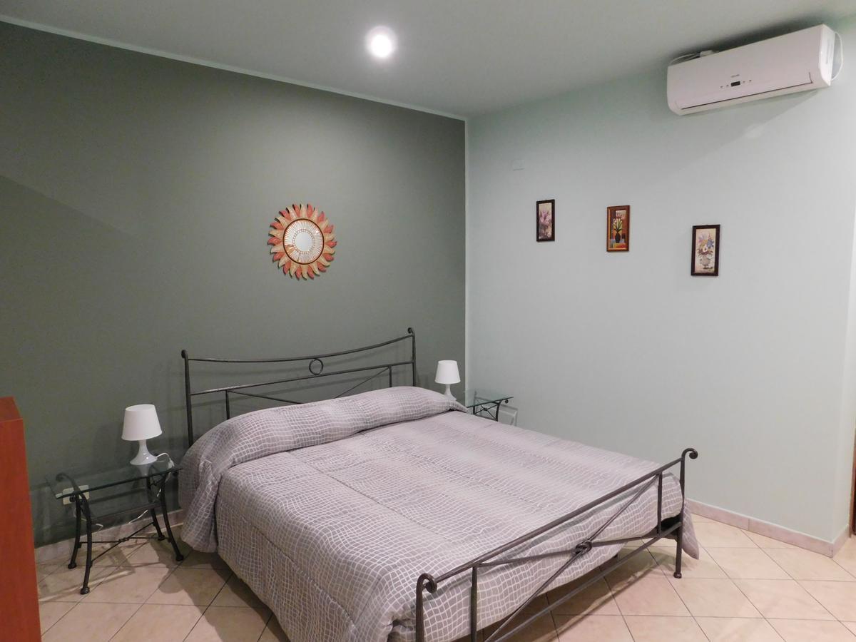 Villa Delle Vacanze 퓨메프레도 디 시실리아 외부 사진